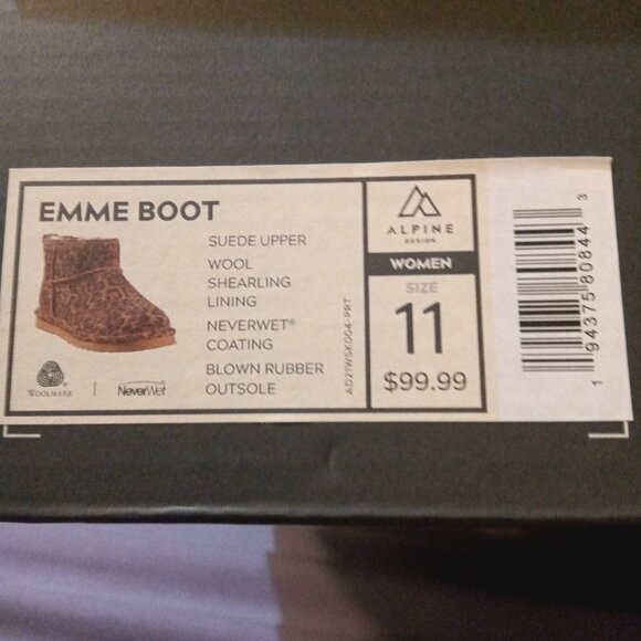 NWT Emme Boot - Picture 11 of 11